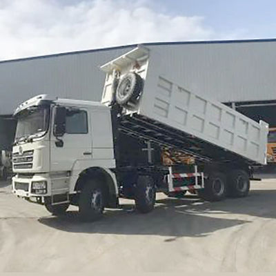 Shacman 8X4 Abwasserbehälter für Schwermaschinen LHD-Frachtbehälter Größe 6800*2350*1600mm