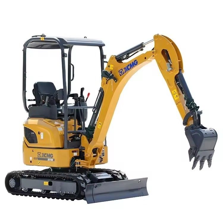 Kleiner Bagger XE18E 2 Tonnen Bagger mit Hydraulikventil und maximalem Baggerradius von 3900 mm